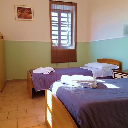 Il Casale Hotell Milazzo Exteriör bild