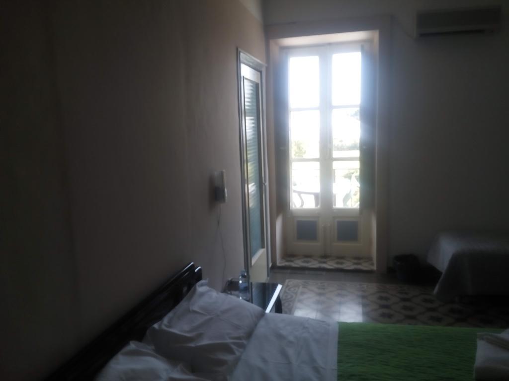 Il Casale Hotell Milazzo Exteriör bild