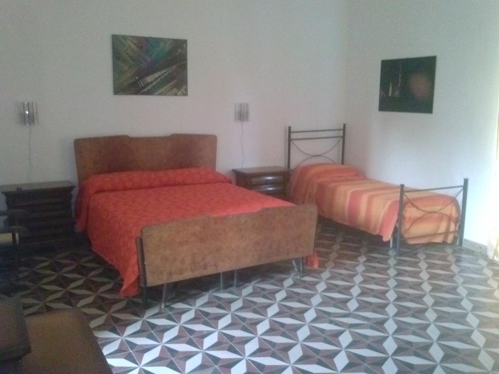 Il Casale Hotell Milazzo Rum bild