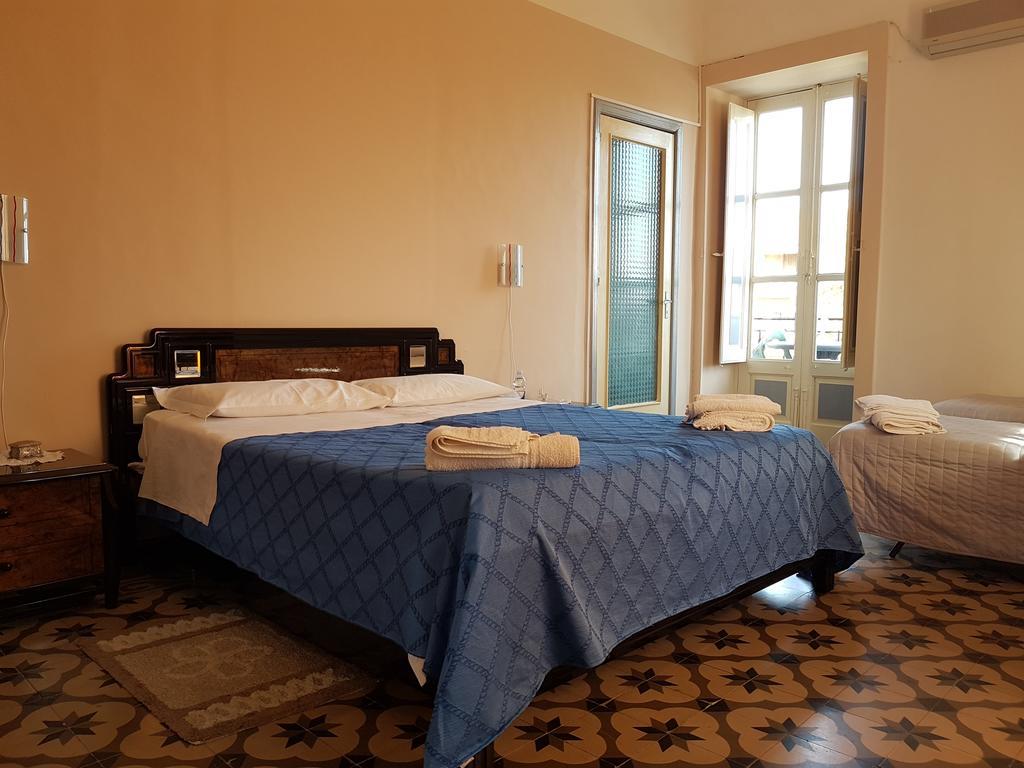 Il Casale Hotell Milazzo Exteriör bild